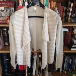 Silver colored cardigan with sequins